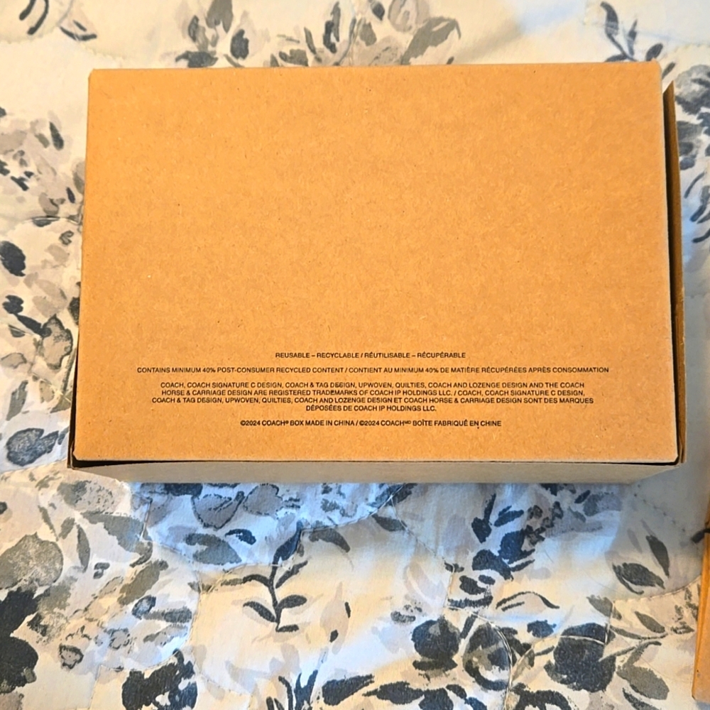 NEW Set Of 2 Coach New York Gift Boxes & Small Bag - Picture 3 of 9